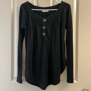 Black flowy top